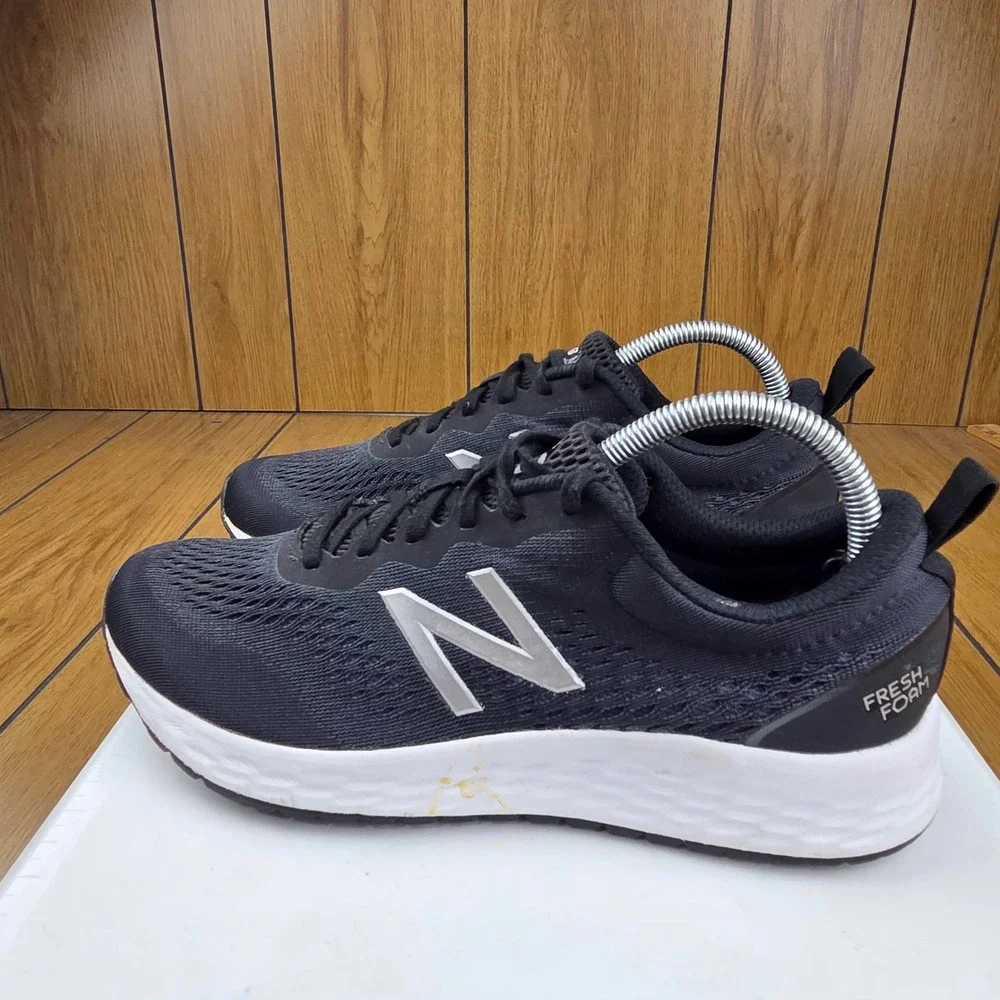 New Balance Fresh Foam Arishi v3 Mens Running Shoes Black Silver MARISLB3 Size 8